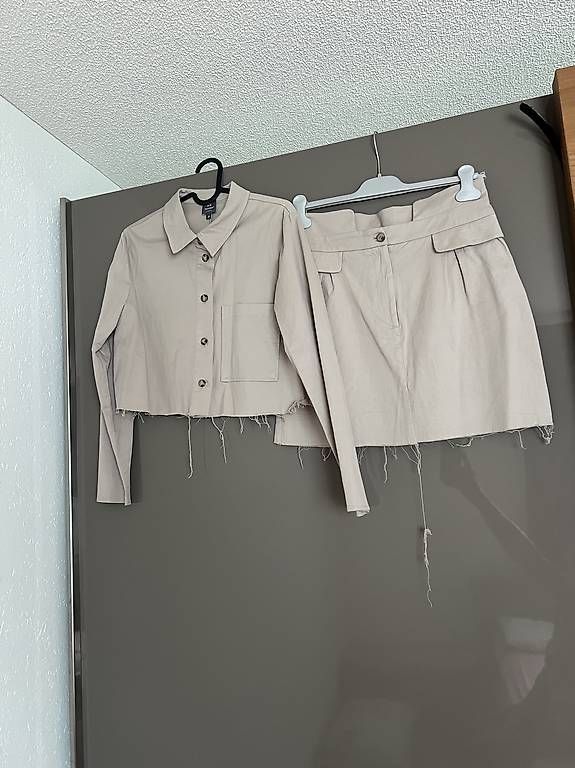 Completi & Tailleur: elegantes set – Usato da Bretzwil venduto da .Schoggi.