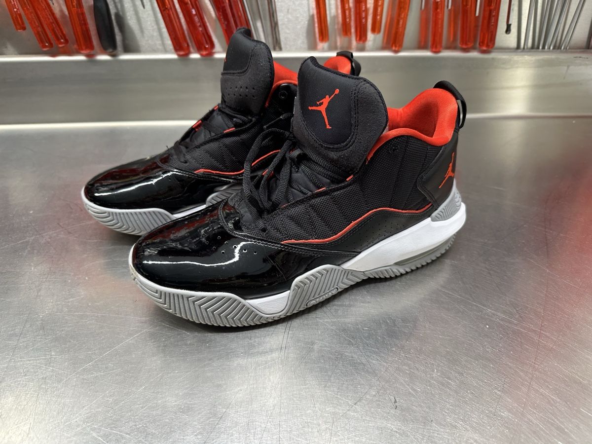 Jordan Scarpe da uomo: Jordan Stay Loyal – Usato da Schwende venduto da weesli