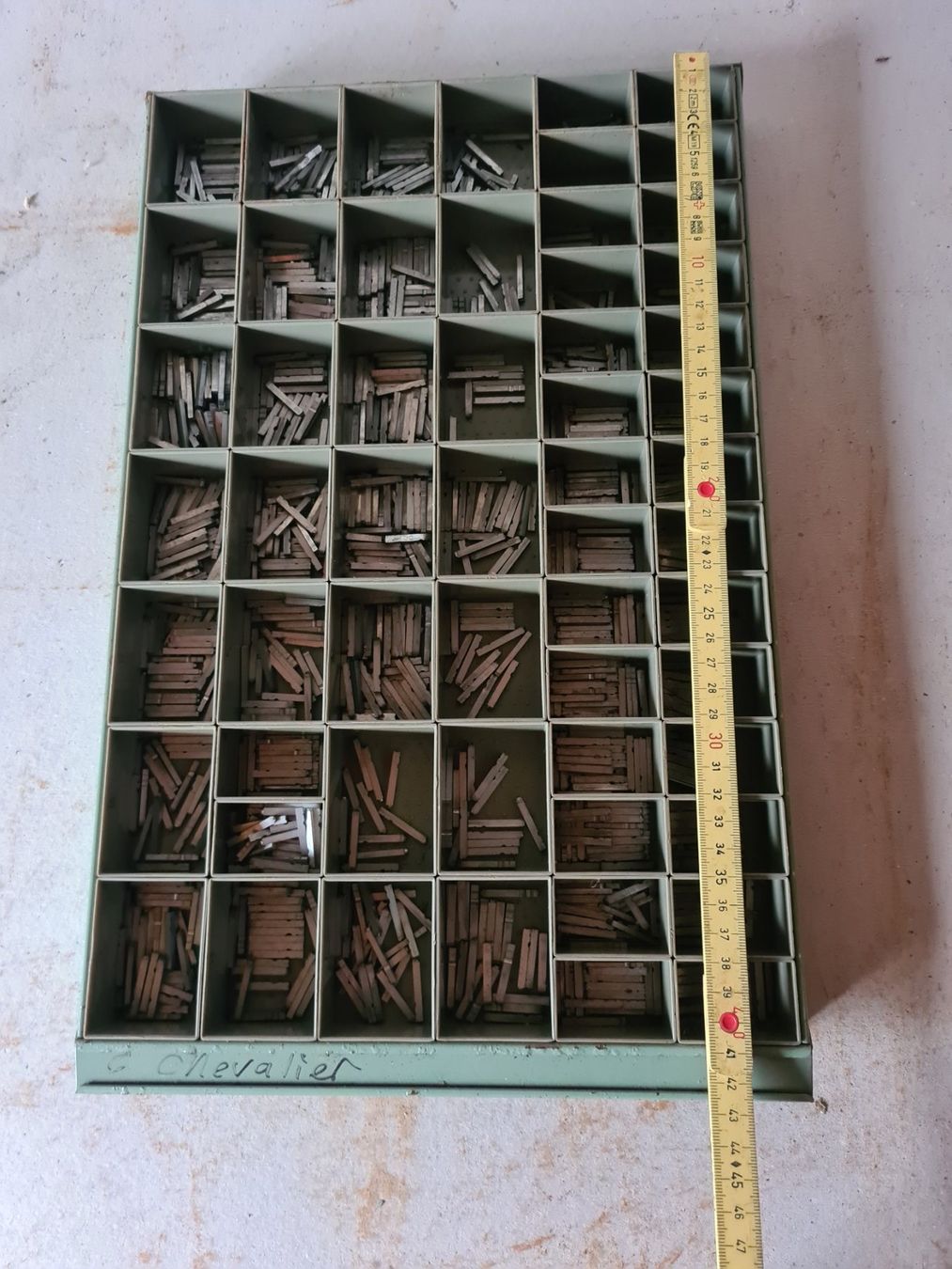 Tutti gli attrezzi: Bleisatz Buchstaben Letterpress Chevalier 6 – Usato da Escholzmatt venduto da FuyuIgloo