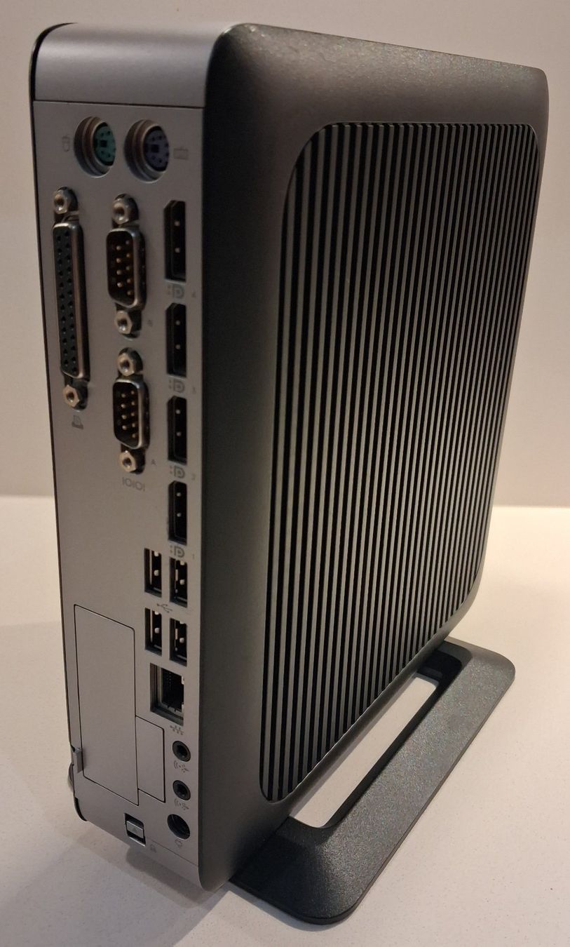 Hewlett Packard PCs: HP t730 PC - Windows 10 Pro – Gebraucht aus Spreitenbach von PremiumNotebooks 2