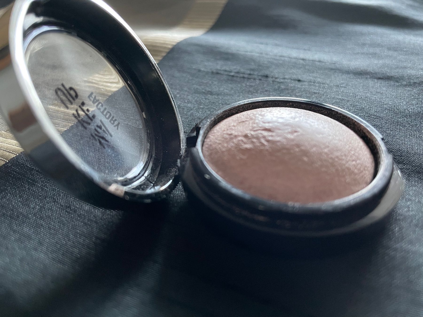 Make-up: Eye Shadow MA KE UP Factory – Usato da Bronschhofen venduto da Sommernacht03 2
