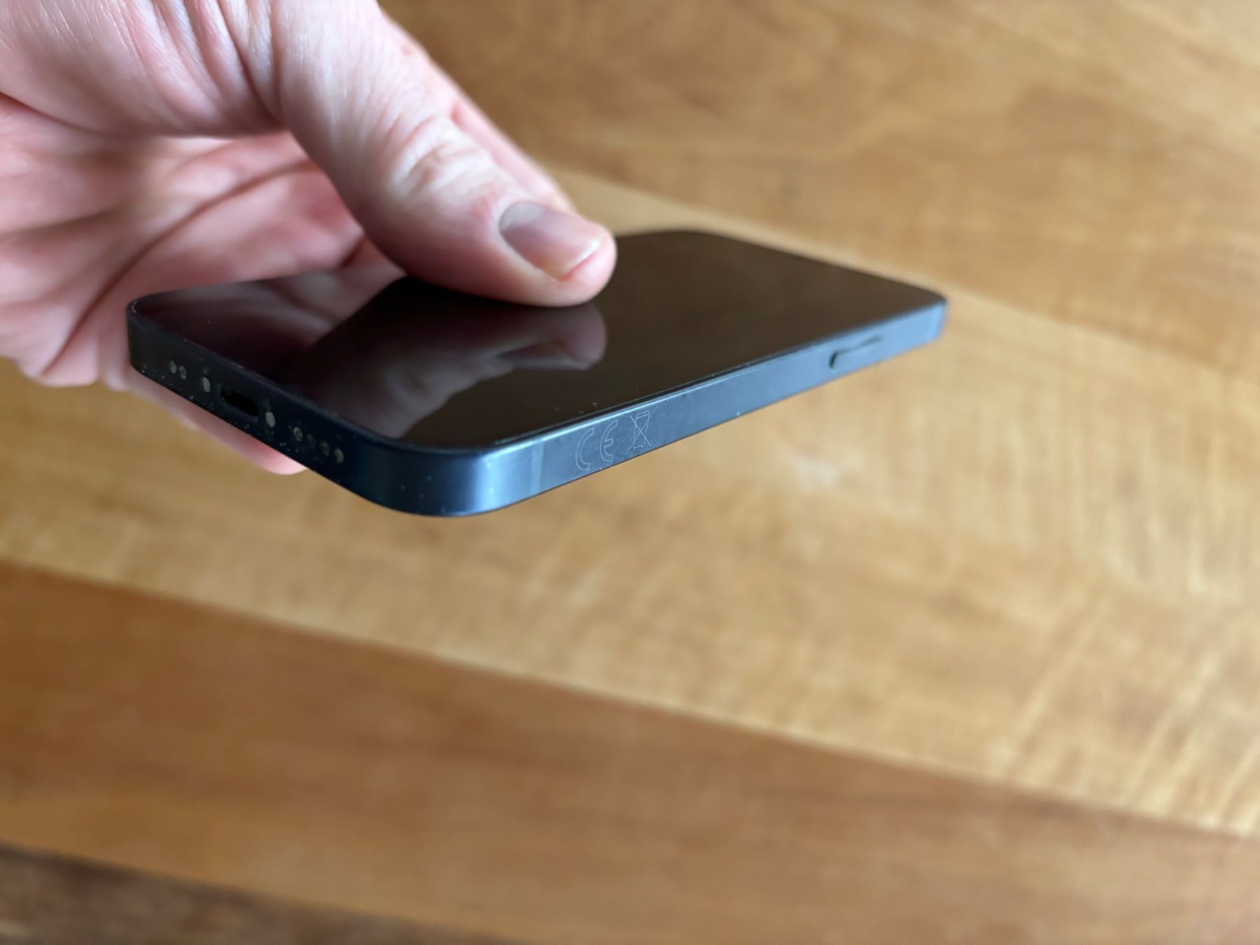 Apple Handys / Smartphones: iPhone 12 mini black 128GB – Gebraucht aus Lyss von  7
