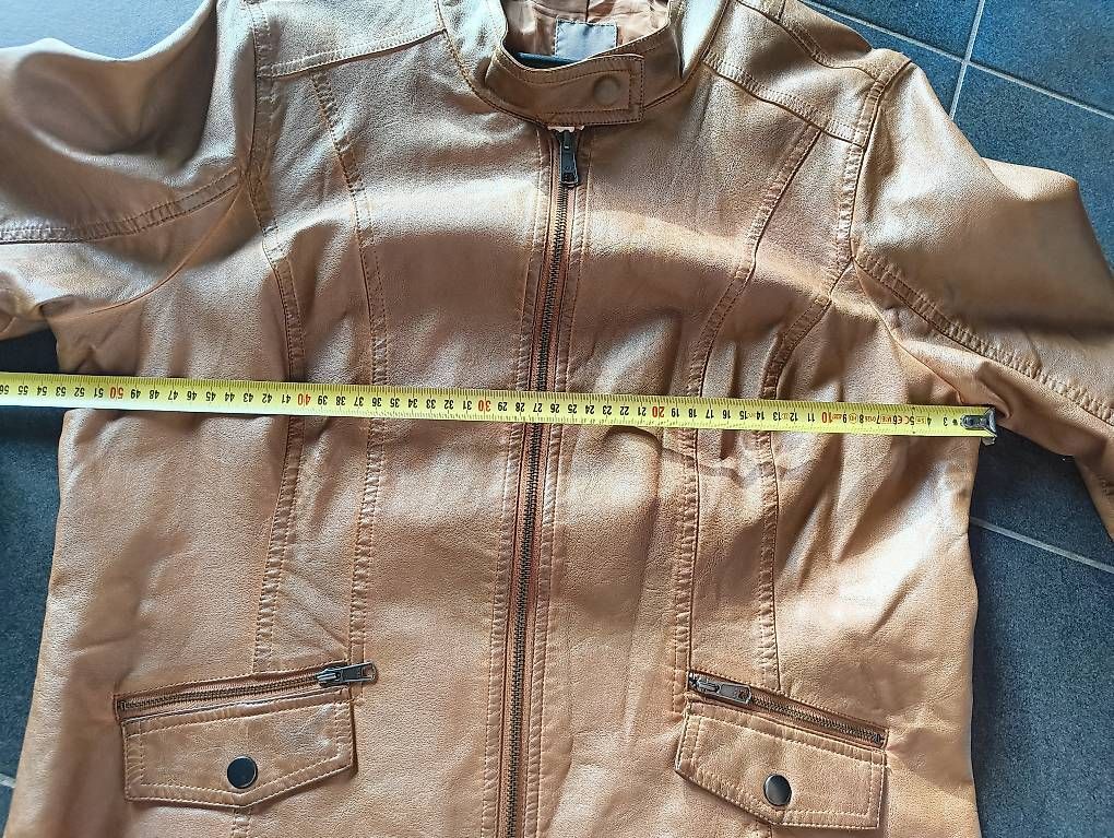Giacche: Lederjacke Imitat hellbraun Gr. XL – Usato da Nänikon venduto da Manta87 3