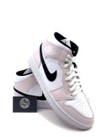 Jordan 1 Mid Barely Rose Grösse EU 42.5