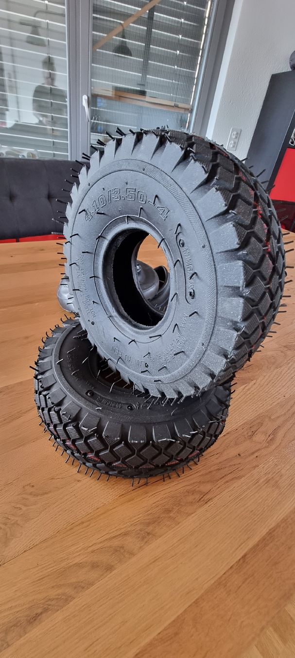Pneus & Kompletträder: Neue Reifen und Schlauch 4.10/3.50-4 Zoll Set! – Neu (gemäss Beschreibung) aus Widnau von ani-124 4