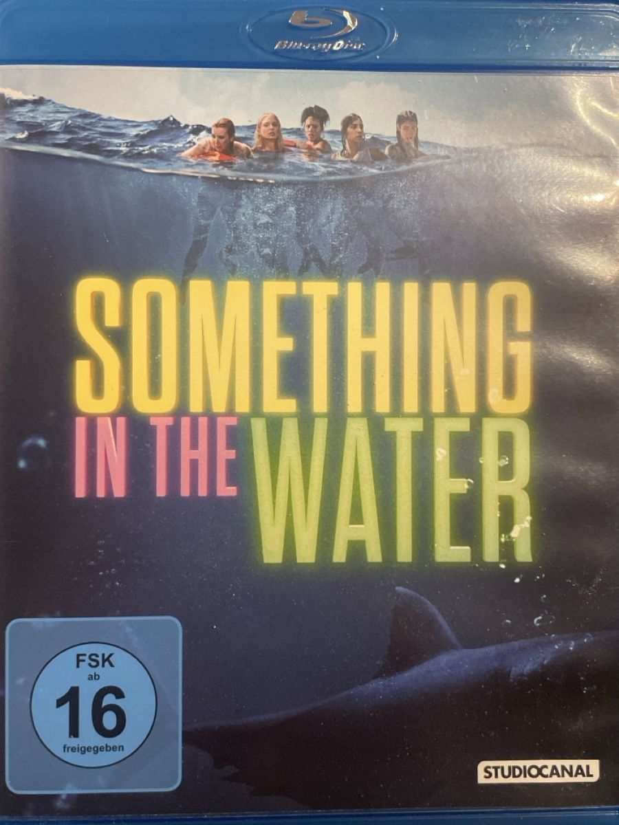 Tutti i DVDs: Something in the Water (2024) – Nuovo (secondo la descrizione) da Waldenburg venduto da Gonzo8