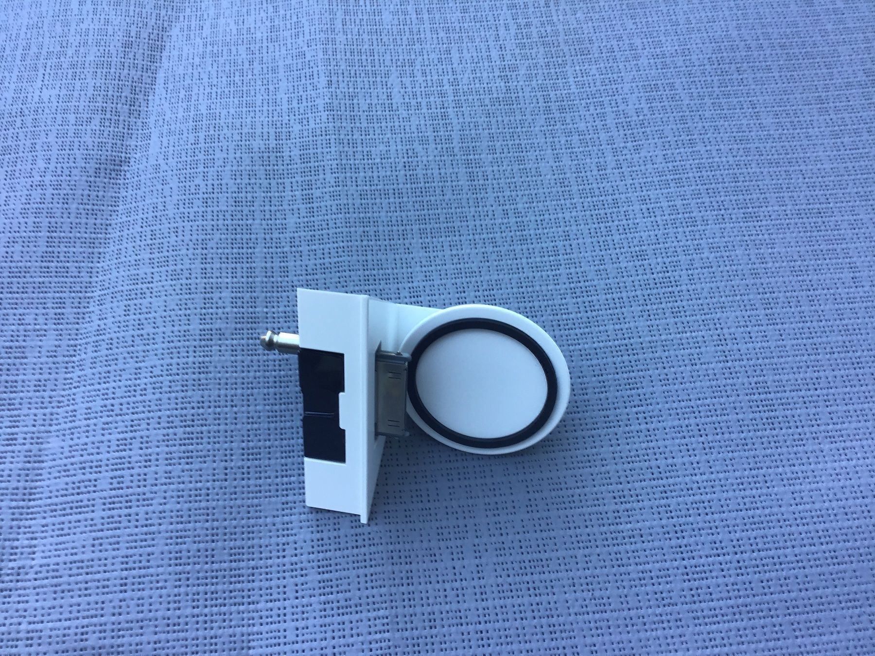 Dockingstation: BeoPlay A8 iPhone Dock – Neu und originalverpackt aus Boniswil von Ubabo 2