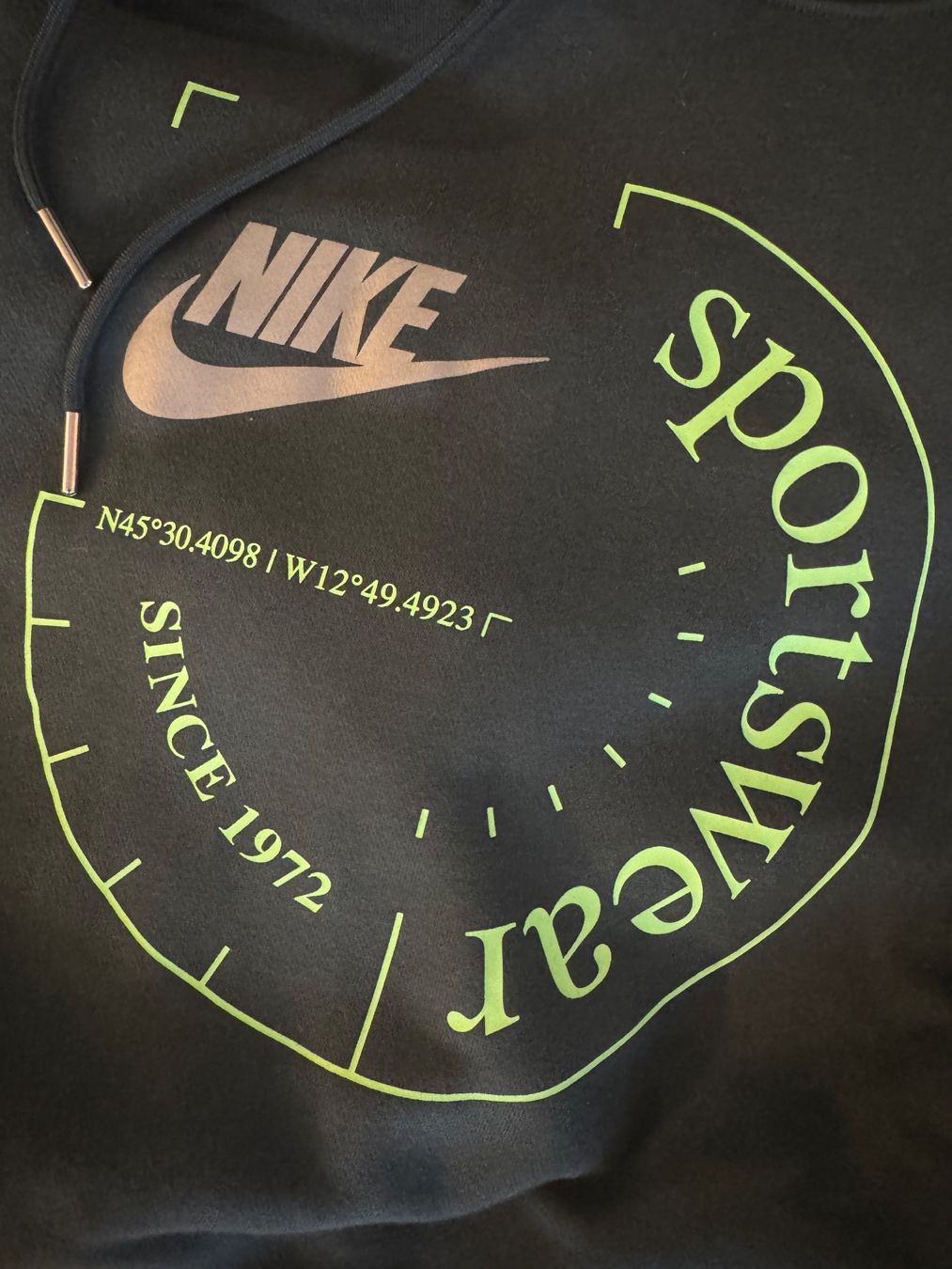 Nike Pullover & Sweatshirts: Nike Hoodie Oversized – Gebraucht aus Obfelden von cesarina10 1
