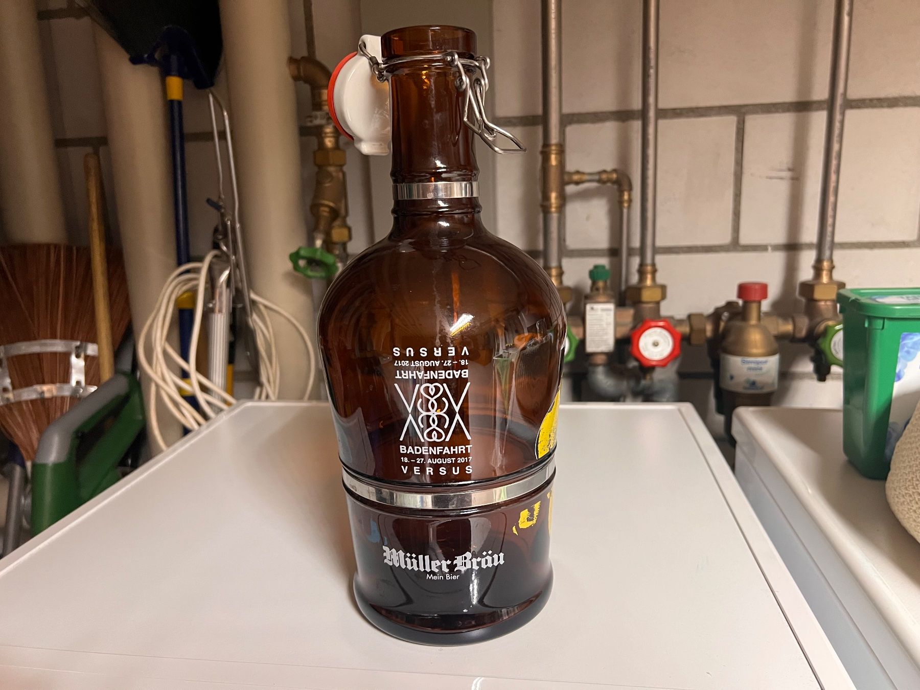 Verres, cruches & bouteilles: Badenfahrt 2017 Bierkaraffe 3 L Müllerbräu – D'occasion à Niederscherli par tho_2t99 2