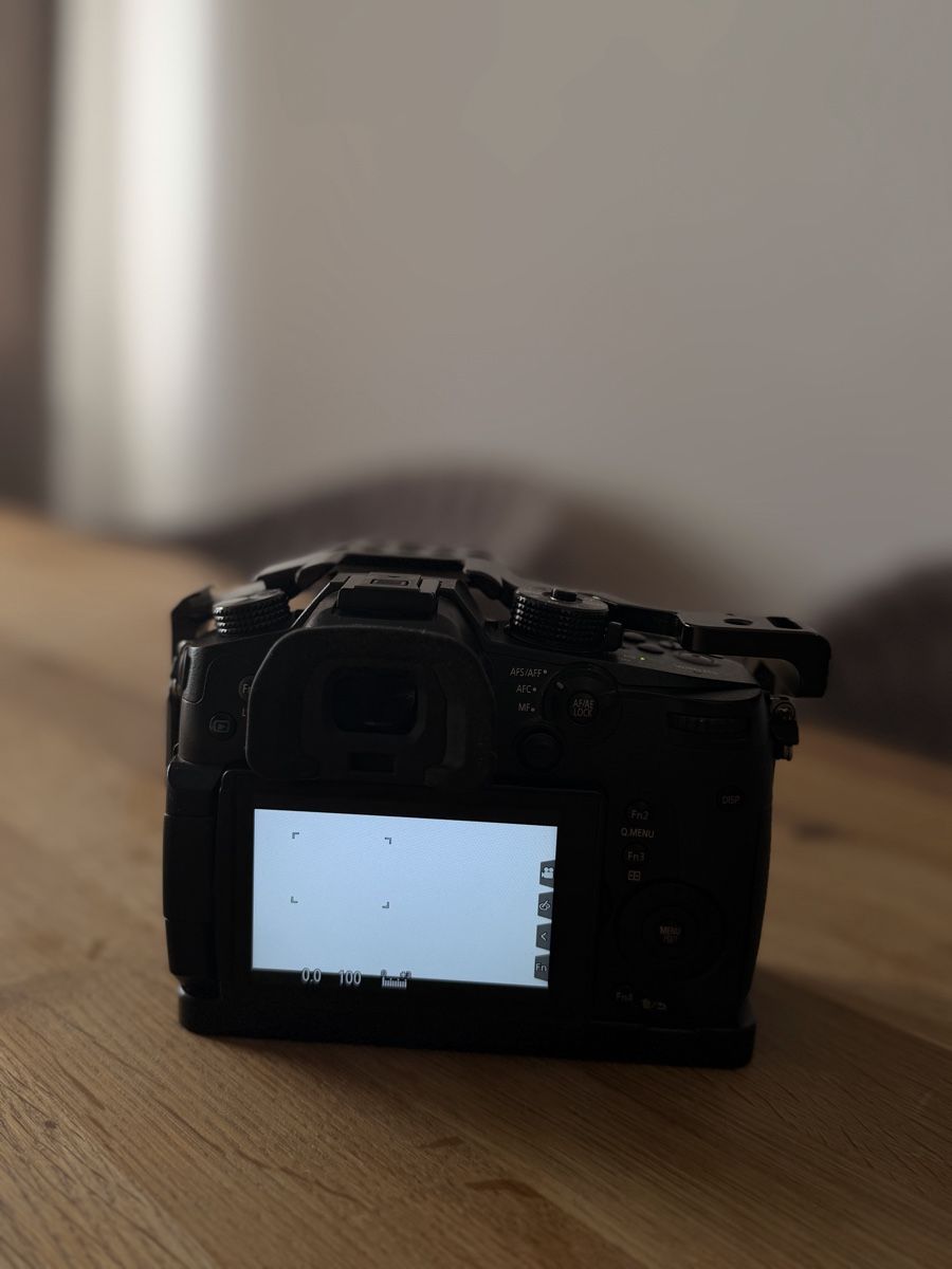 Panasonic Kamera: Panasonic Lumix GH5 – Gebraucht aus Unterentfelden von Cxcxxxx 1