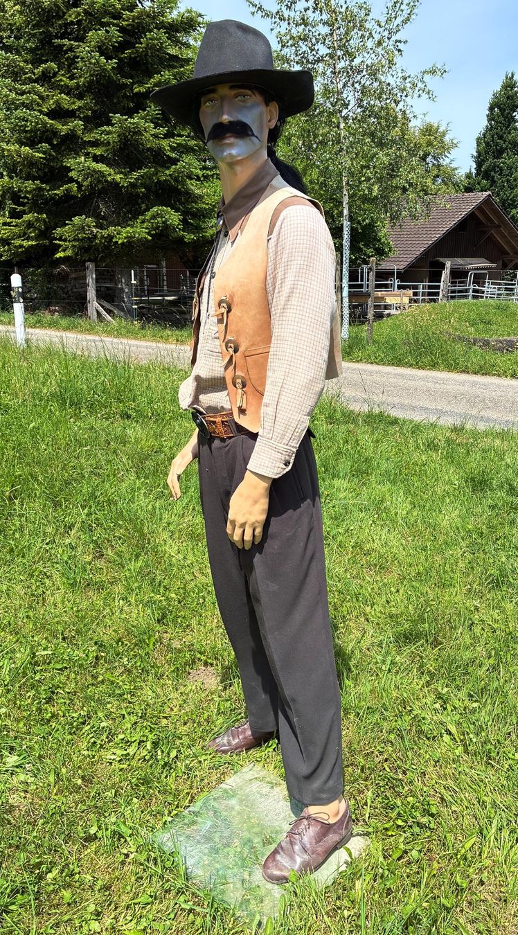 Skulpturen & Statuen: Farmer – Gebraucht aus Bäretswil von robsonantik 1