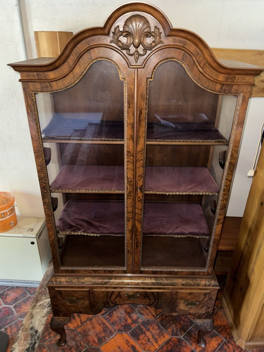 Vitrines: Queen Anne-Vitrine – D'occasion à Kreuzlingen par Mia26 1