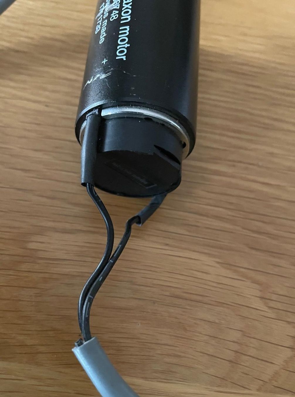 Maxon  Motori: Maxon Motor 24V DC – Usato da Schaffhausen venduto da Jove1 2