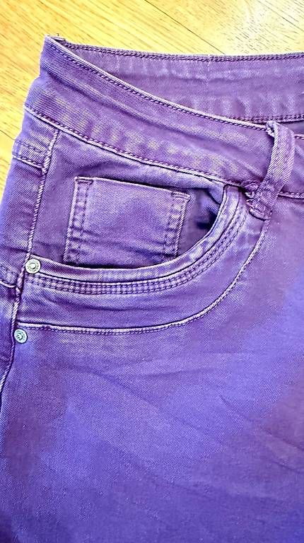 Jeans: Jeans lila – Usato da Möhlin venduto da Fusel7 2