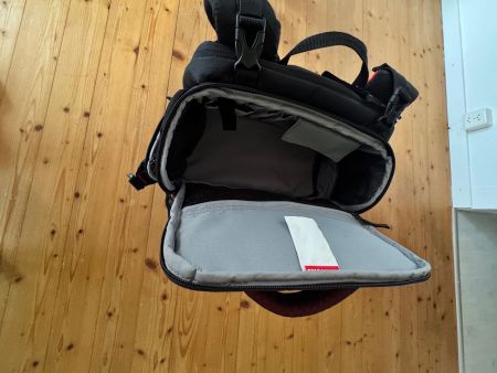 Rucksack Tasche Kameratasche Tagesrucksack gut erhalten Z...