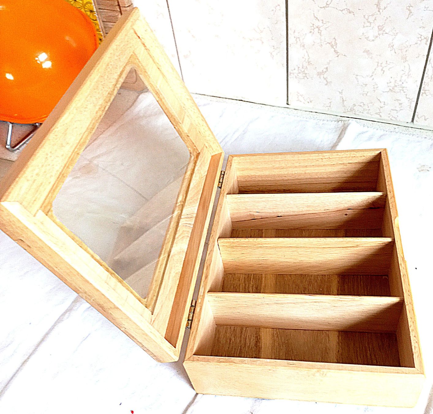 Vitrinen: Vitrine / Schaukasten mit 3 Tablaren – Gebraucht aus Baar von 2cvbaar 5