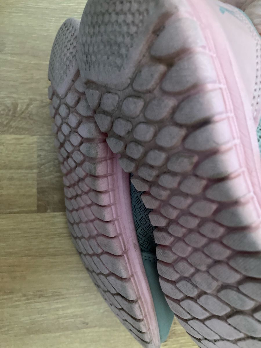 Scarpe per ragazze: Mädchen Turnschuhe Gr. 32 – Usato da Emmenbrücke venduto da JJ_89 2