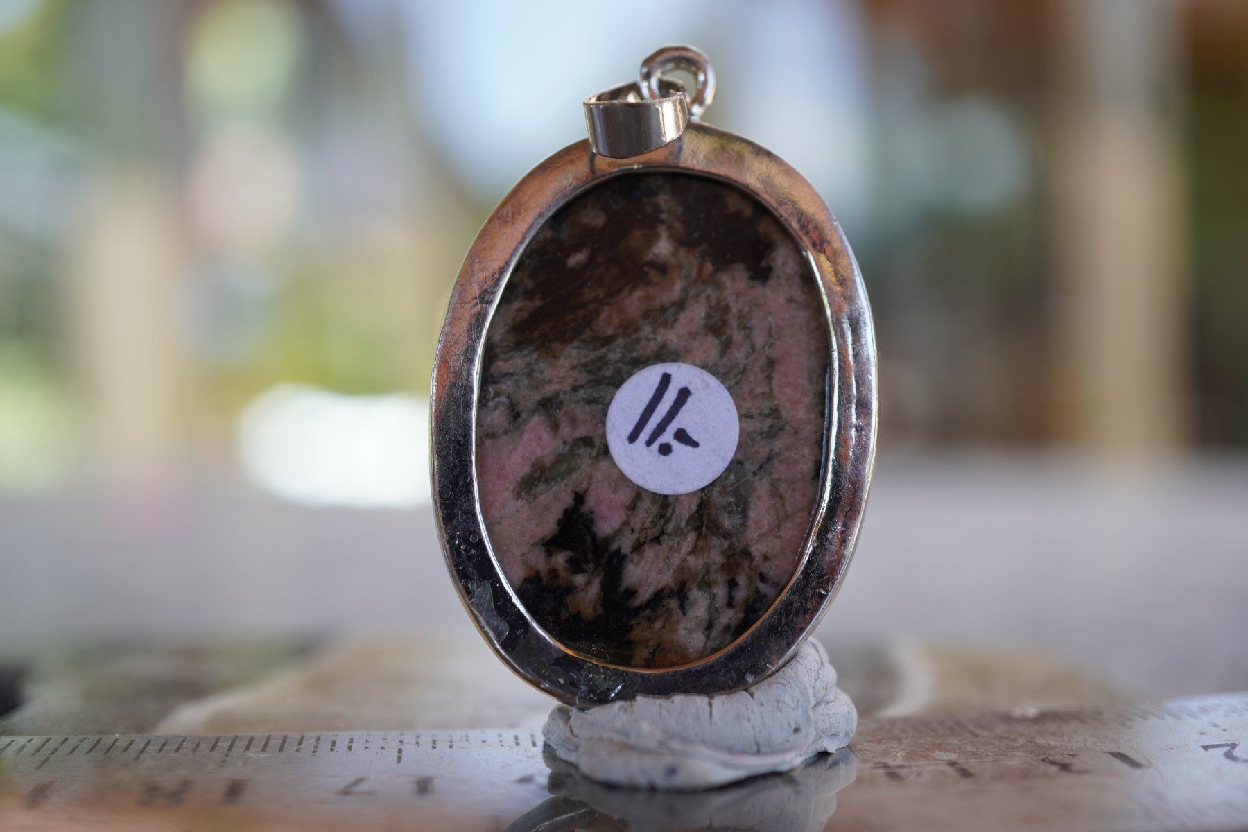 Ciondoli: Rhodonite   Oval        Anhänger  Räumung – Nuovo e nell'imballaggio originale da Eschenbach SG venduto da topstone 5