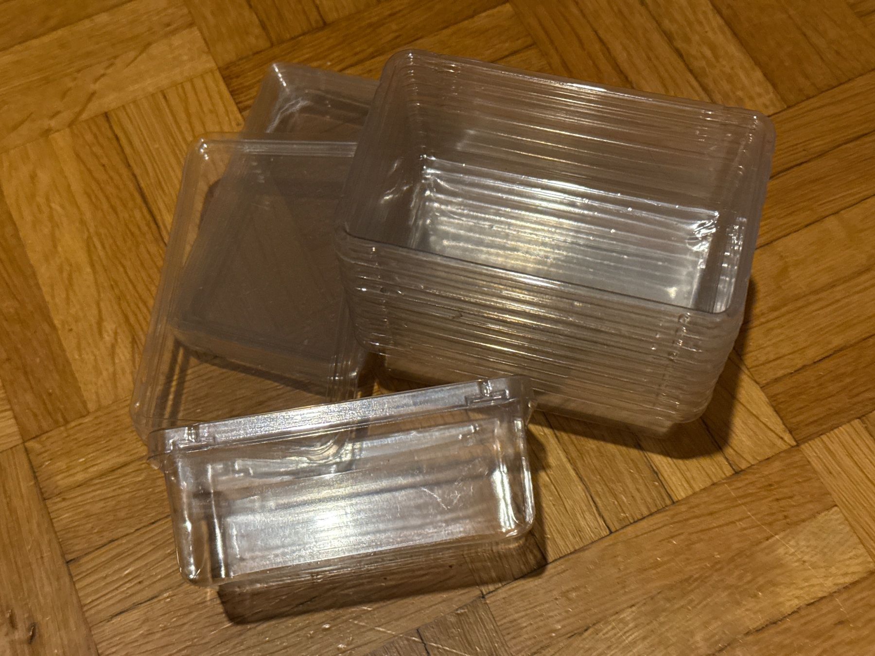 Altro in Decorazioni & Accessori: Clear plastic boxes + lids (10) – Nuovo (secondo la descrizione) da Küttigen venduto da JoCRoxx