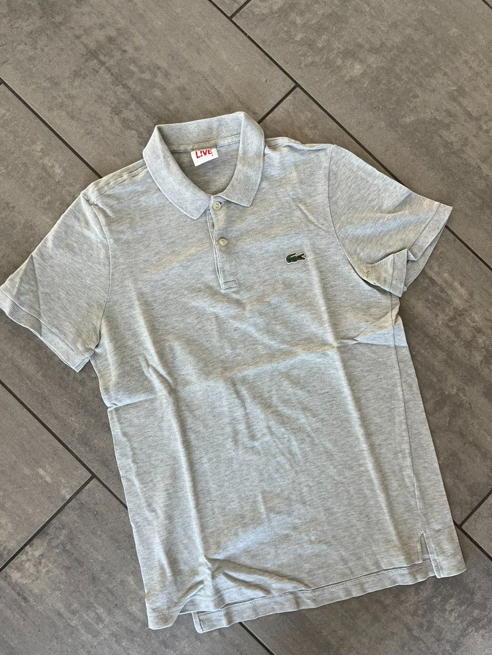 Lacoste Polo-Shirts: LACOSTE Poloshirt Grau – Gebraucht aus Otelfingen von Denis_ZH