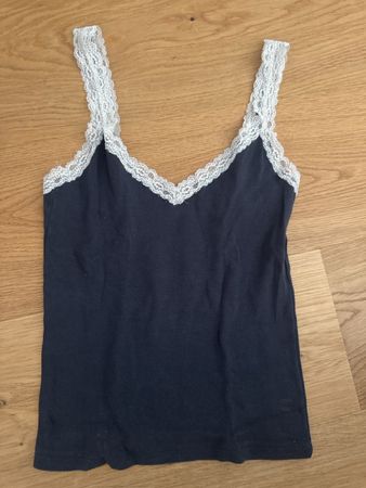 Brandy Melville Top blau spitze