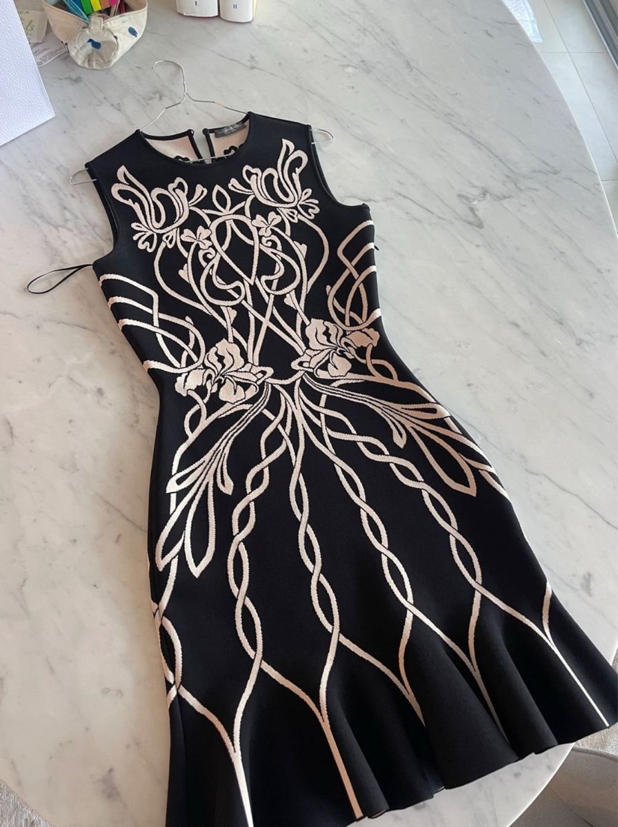 Alexander Mcqueen Kleider: Alexander McQueen Kleid Gr. S – Neu (gemäss Beschreibung) aus Uznach von Resa5