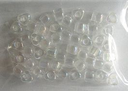 Toho Triangle Beads Cristal irisierend 4 mm