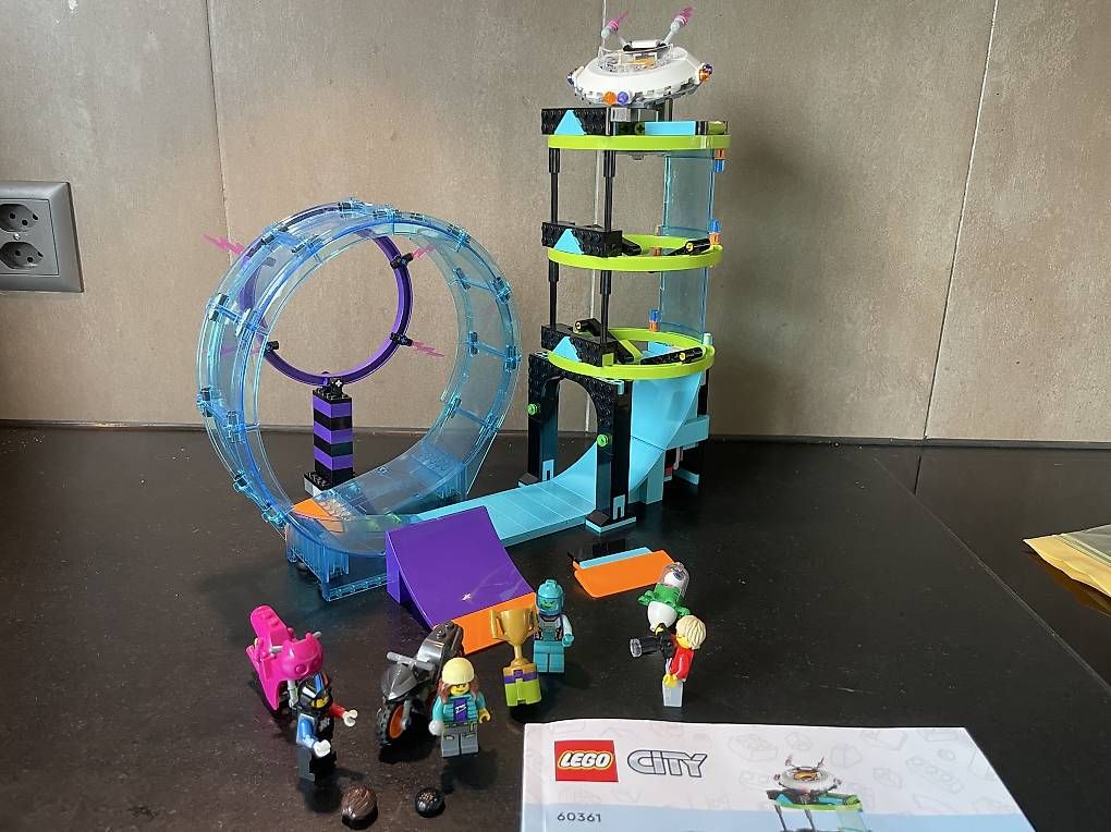 Lego Kit di costruzioni: Lego 60361 Ultimative Stuntfahrer-Challenge – Usato da Giebenach venduto da Flaz78
