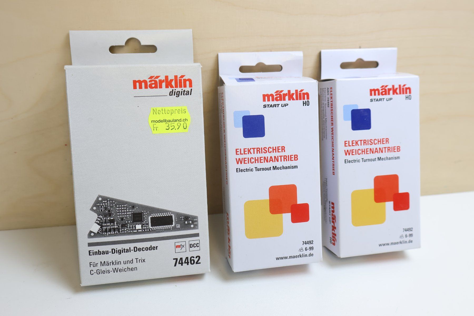 Märklin Modelleisenbahnen: Märklin Weichendecoder 74462 + El. Antriebe C-Gleis H0 - Neu – Gebraucht aus Winterthur von Monstera 5