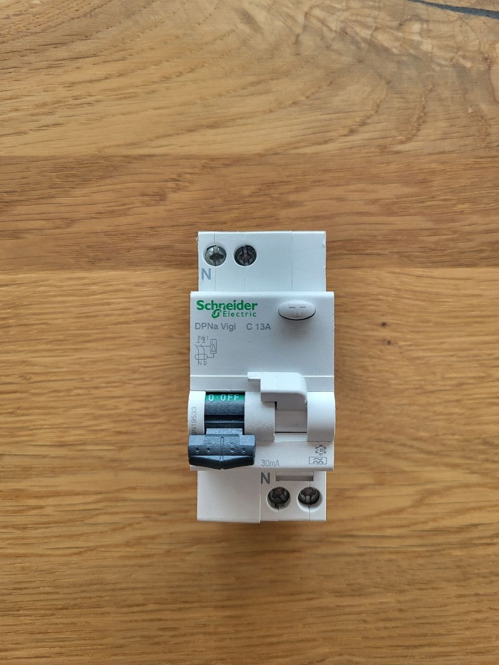 Schneider Interruttori: FI/LS C13 30mA – Nuovo (secondo la descrizione) da Engelburg venduto da ramon9014