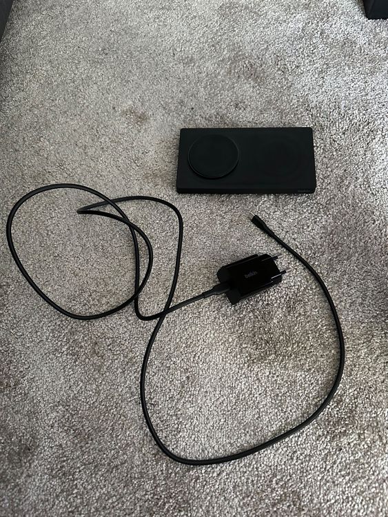Belkin Ladegeräte: Belkin Boost Charge Pro 2-in1 Wireless Ladepad mit MagSafe – Gebraucht aus Wohlenschwil von Electro_Dealer 1