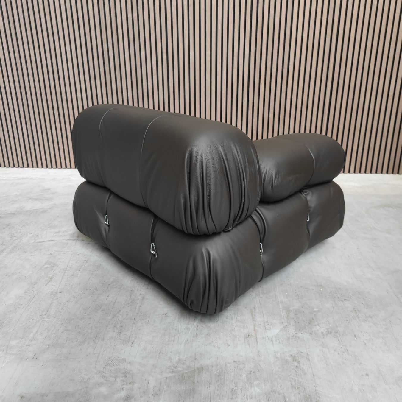 B&B Italia Sofas: B&B Italia Camaleonda Sofa Mokka – Gebraucht aus Zürich von Nexclusives.com 7
