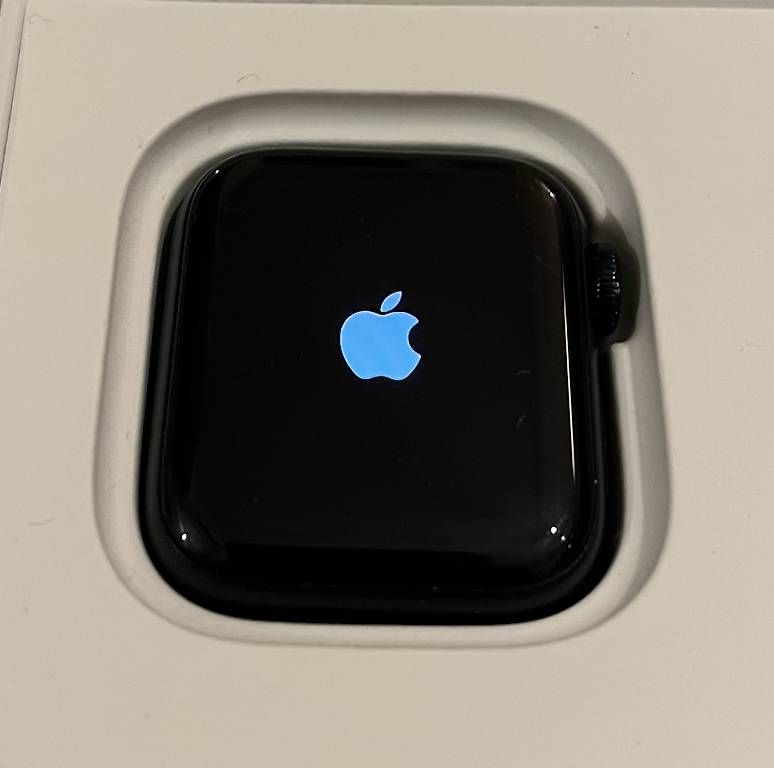 Apple Smartwatch: Apple Watch SE 2 40mm Alu – Usato da Zürich venduto da DaMoero 1