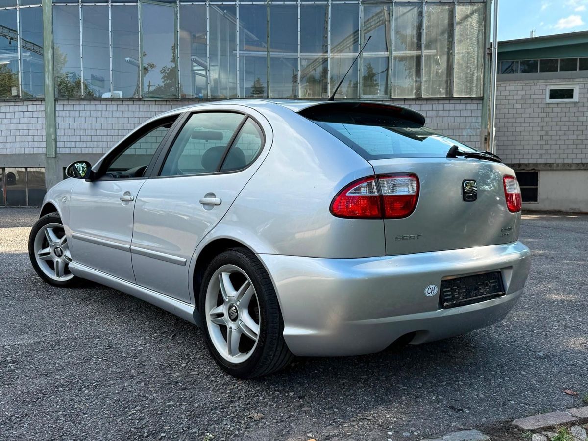Seat Automobili: Seat Leon 20VT – Usato da Wetzikon ZH venduto da HD2004 2