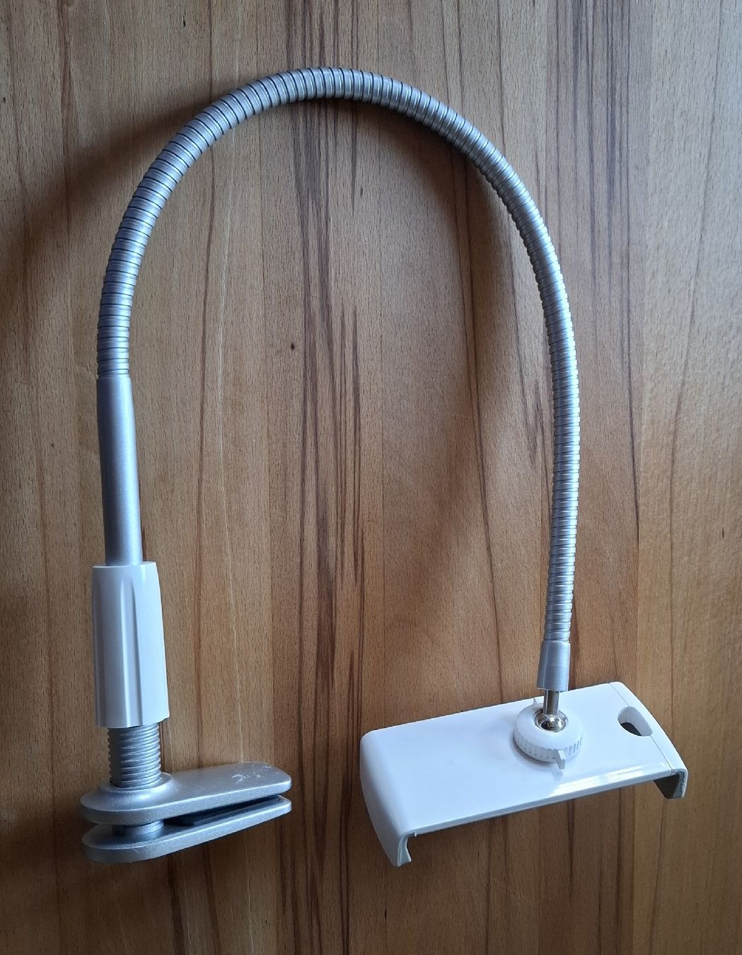 Supporti a parete: Handyhalterung biegsam – Nuovo (secondo la descrizione) da Marbach SG venduto da Mmyway