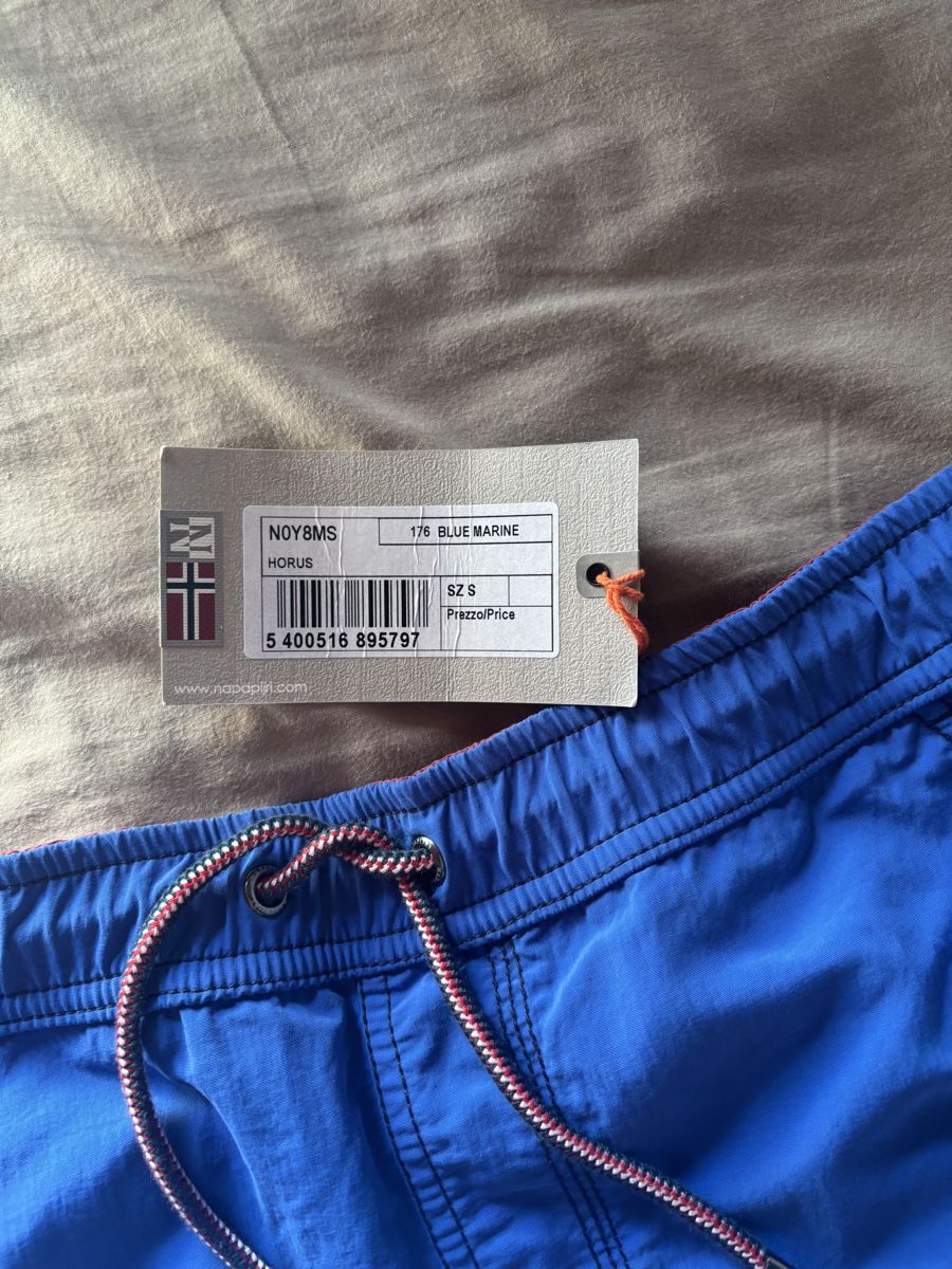 Napapijri Hosen: Napapijri Badeshorts Size S – Neu und originalverpackt aus Ruggell von mar_kl2n 1