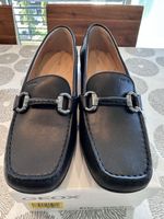 NEW  Geox Black Leather loafers size 41
