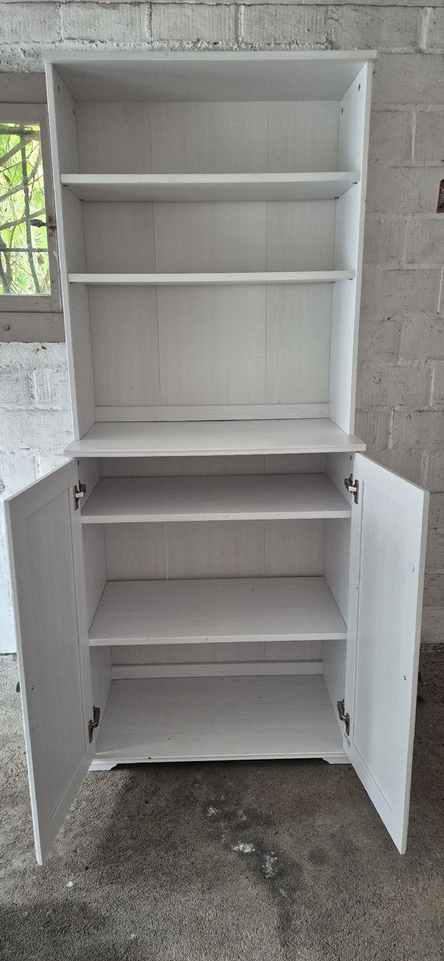 Ikea Buffets: Hochschrank/Küchenbuffet  – D'occasion à Emmenbrücke par Jenni36 1