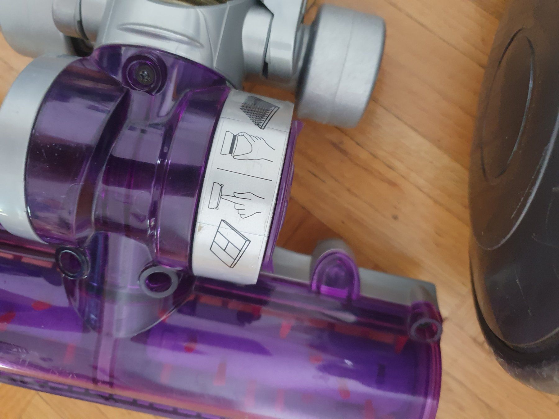 Dyson Aspirapolveri & Accessori: Dyson DC19 d'occasion – Usato da Prilly venduto da RoDyRe 4