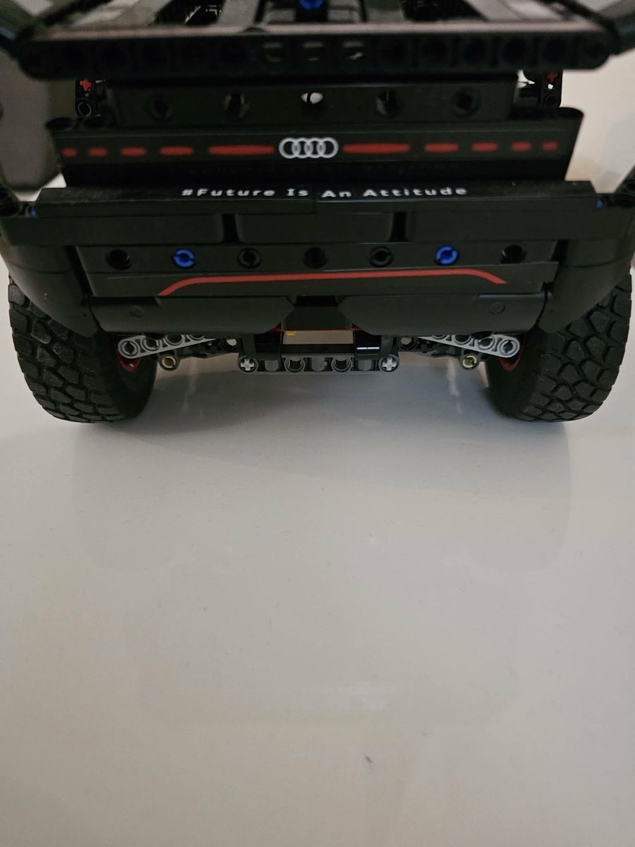 Lego Kit di costruzioni: Lego Technic Audi e-tron, modèle rare et exceptionnel! – Usato da Brügg BE venduto da haj_9zhk 5