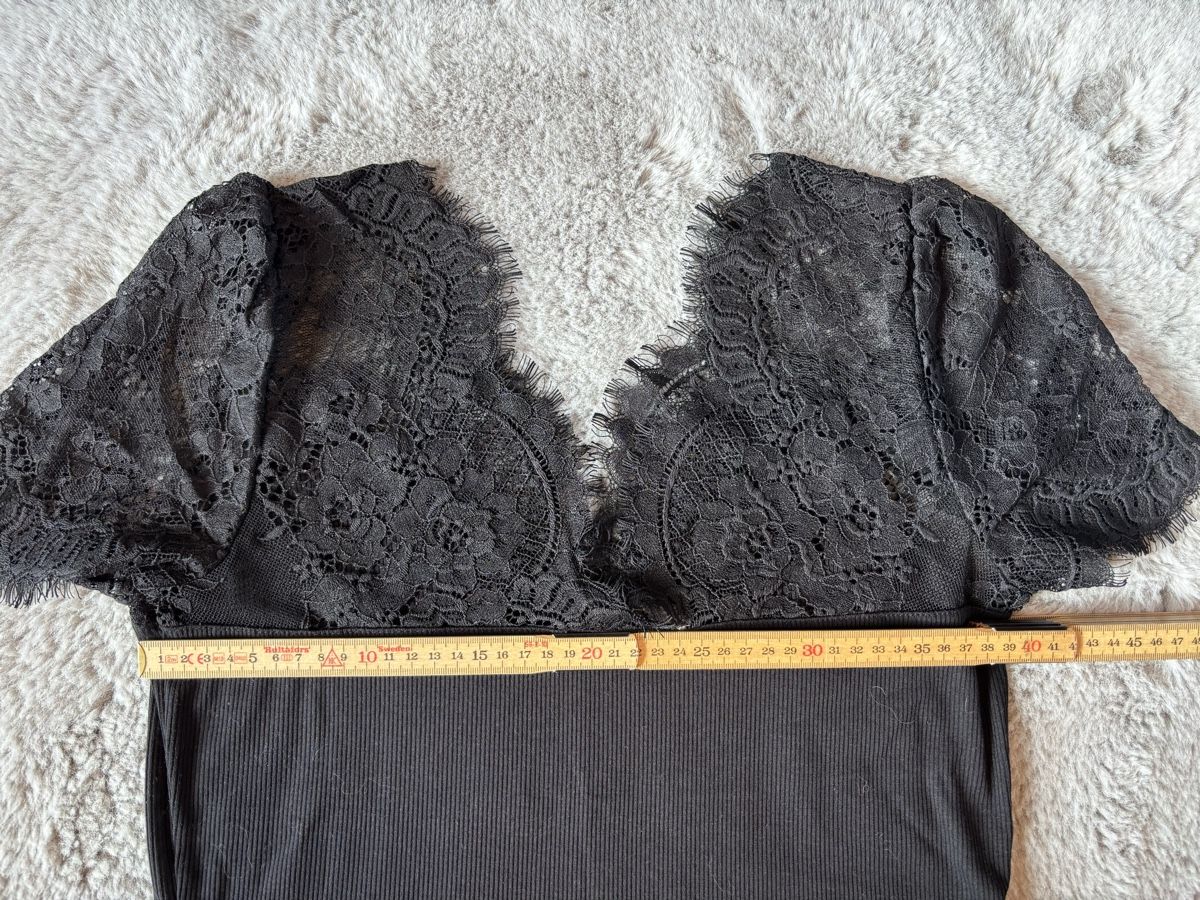 Morgan Top: Top Morgan dentelle noir taille M – Nuovo (secondo la descrizione) da Dotzigen venduto da SecondHandGems 4