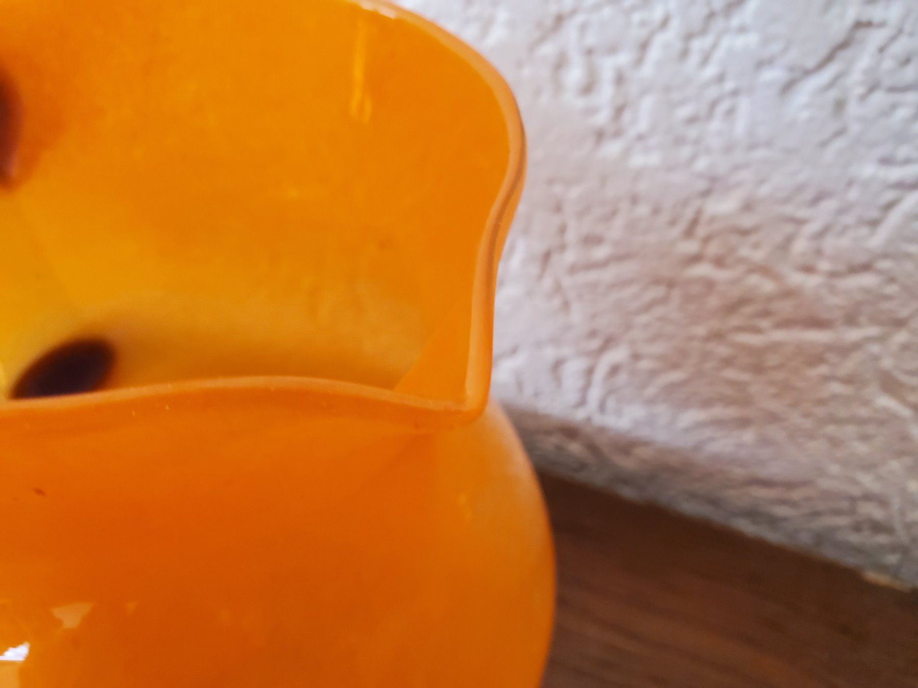 Caraffe: Pichet vintage en verre soufflé orange & anse bleu cobalt – Usato da Rennaz venduto da La_malle_du_dauphin 3