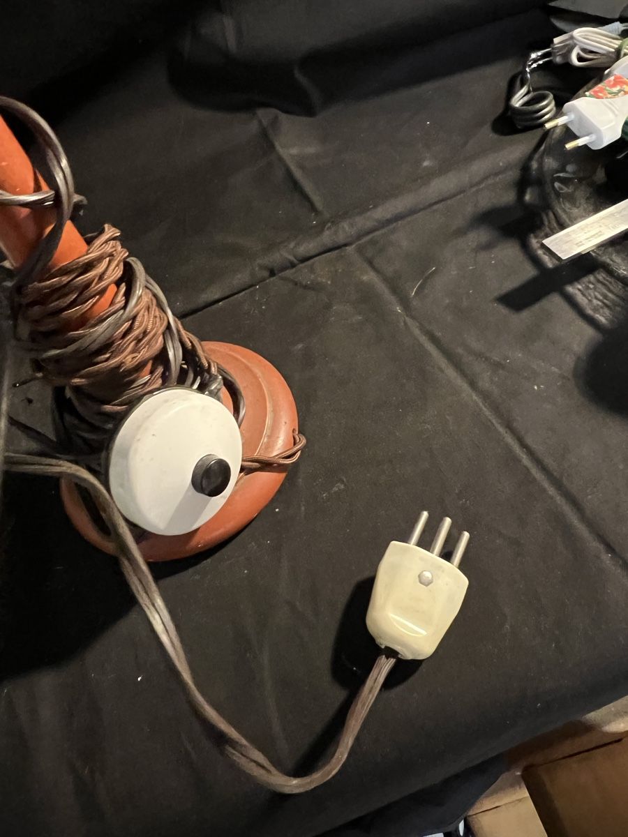 Lampade: Lampe Tischlampe – Usato da Niederrohrdorf venduto da beniledergerber 2