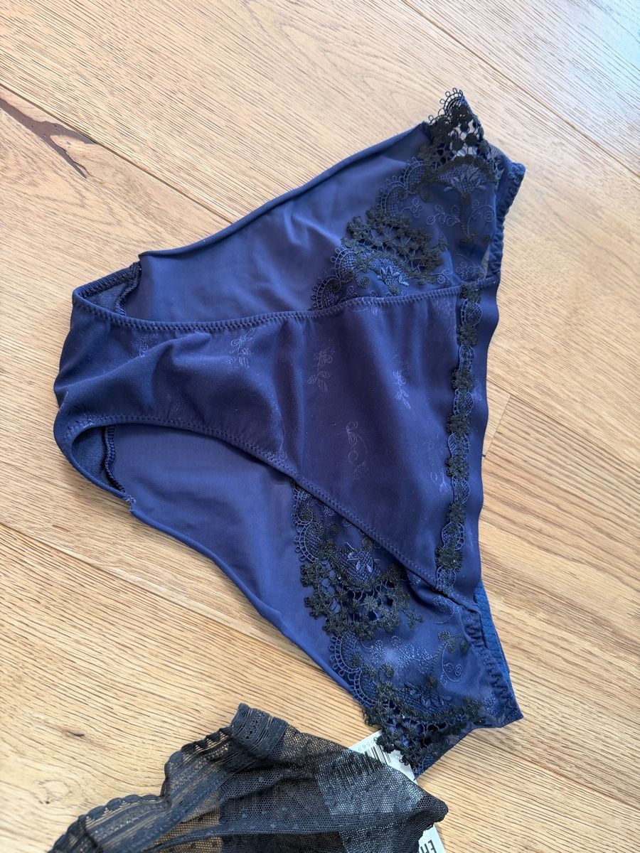 Altra biancheria intima: Conturelle Tempting Lace Knickers Size 12 Bundle - New! – Nuovo e nell'imballaggio originale da Männedorf venduto da iza04 3