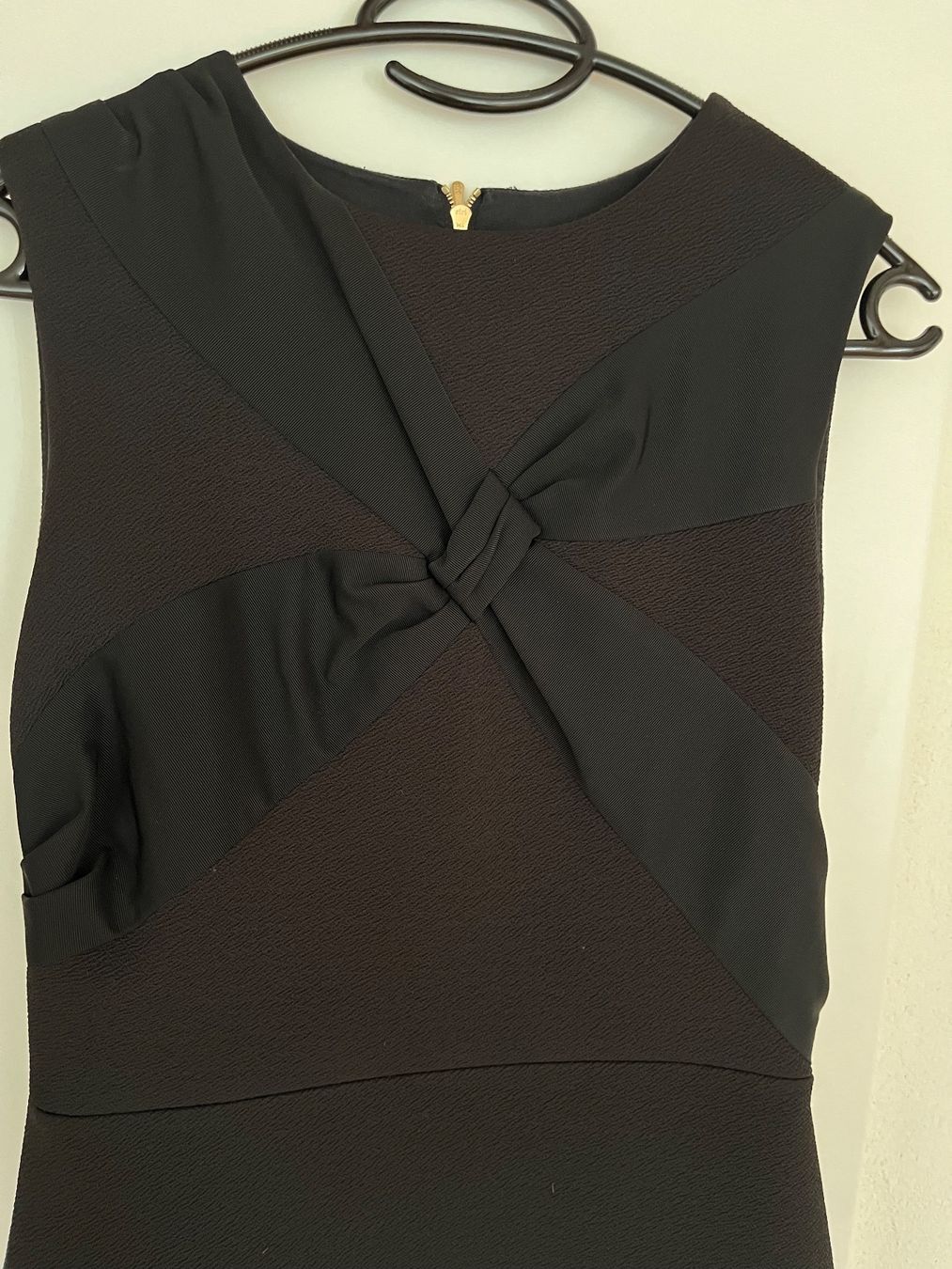 Sandro Vestiti: Kleid Sandro Gr.1, schwarz – Usato da Wädenswil venduto da Iana32 1