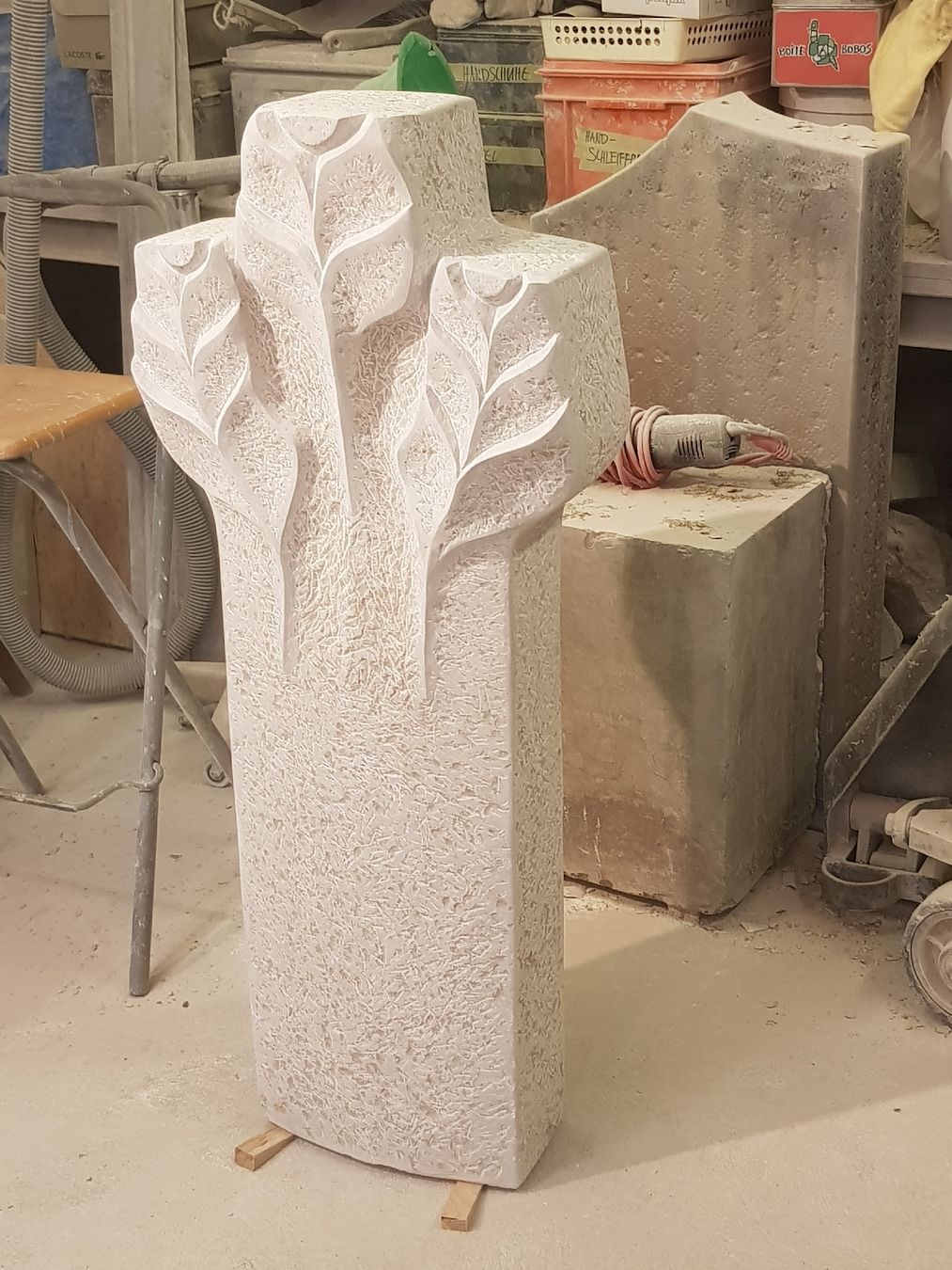 Sculture & Statue: Grabmal/Grabstein – Nuovo (secondo la descrizione) da Ehrendingen venduto da Amigo5 1