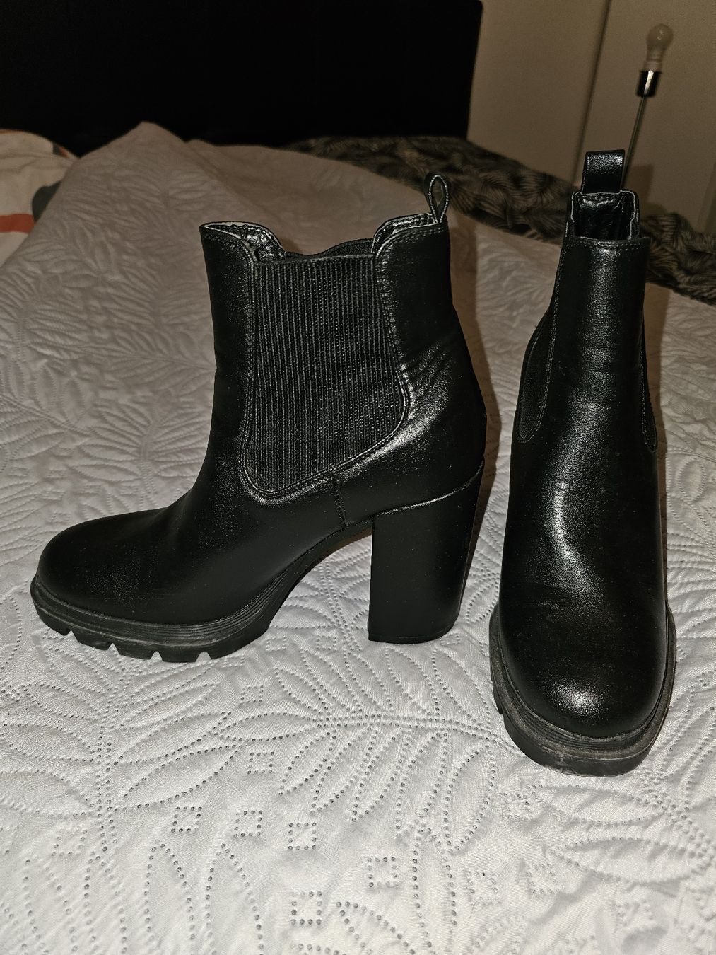 Scarpe da donna: Bottines noires élégantes à talons hauts – Nuovo (secondo la descrizione) da Tecknau venduto da ani_8k9j 1