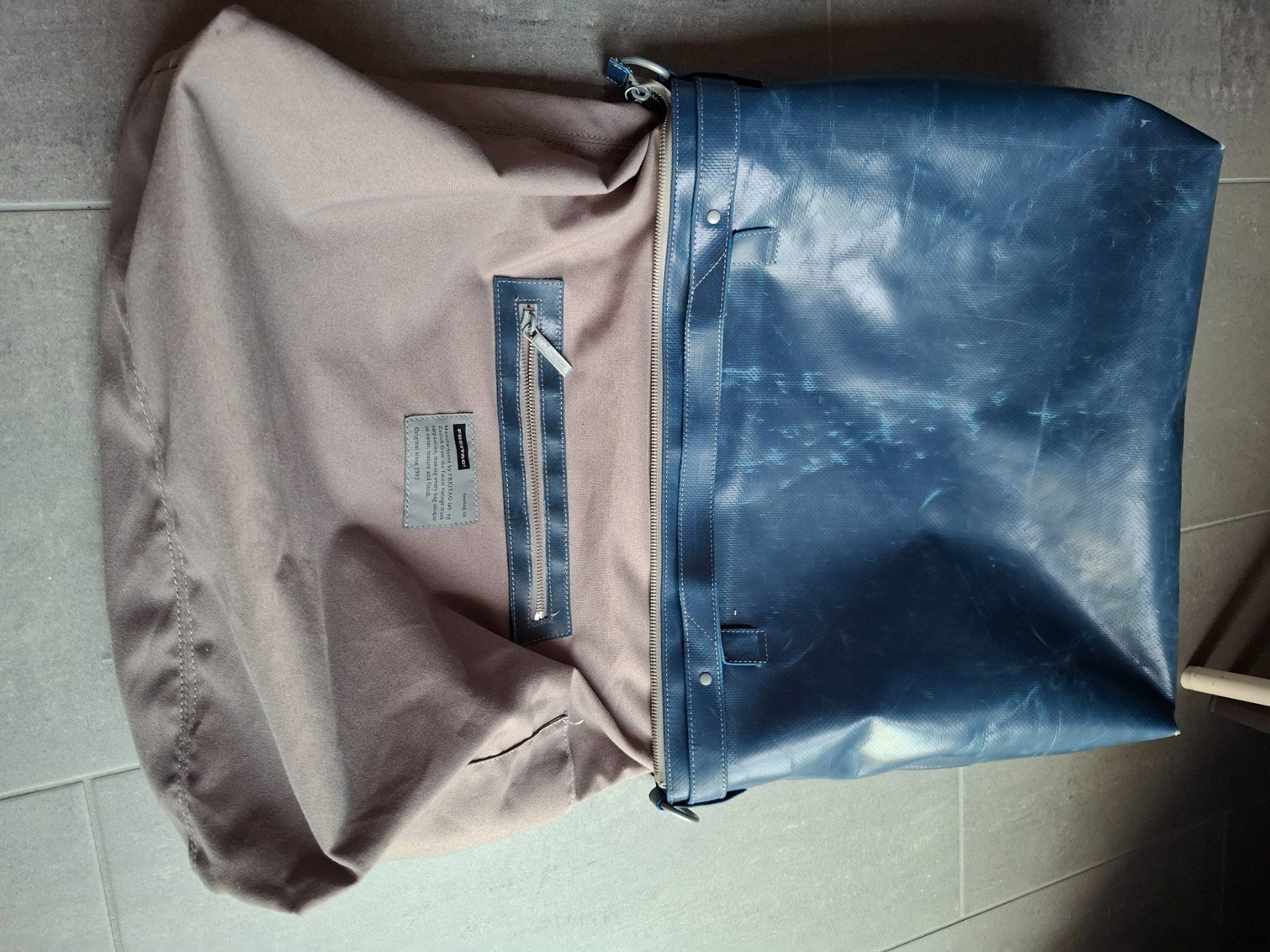 Freitag Sacs: Freitag Tasche Ahlgren  / dunkelblau – D'occasion à Richterswil par Nayli96 3