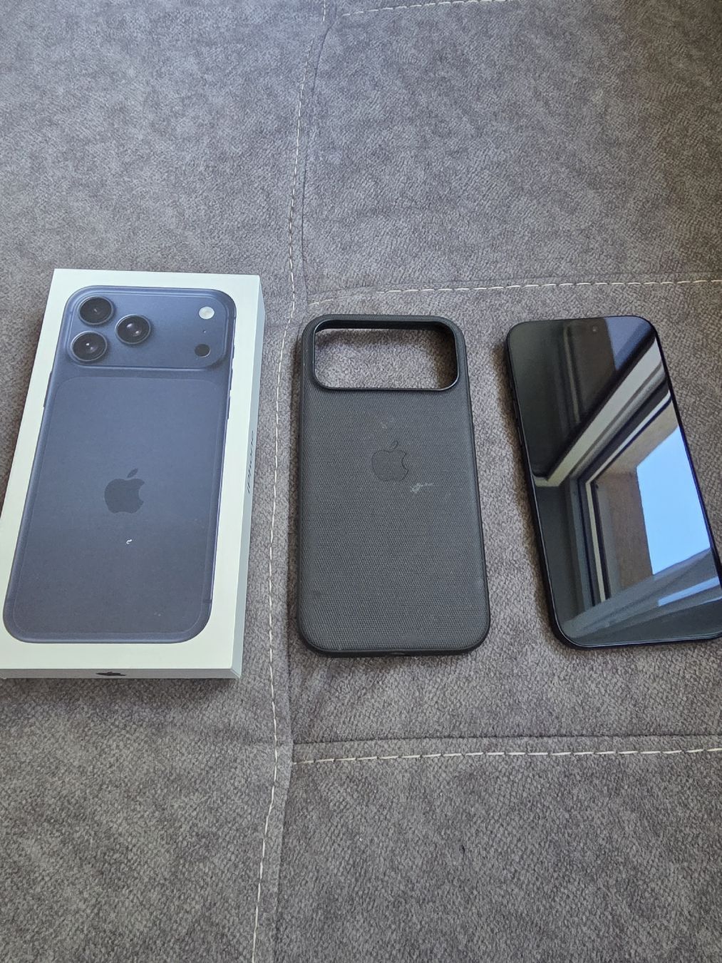 Apple Portables: iPhone 17 pro max 512 gb comme neuf – Neuf (Voir description) à La Croix-de-Rozon par Syla1983