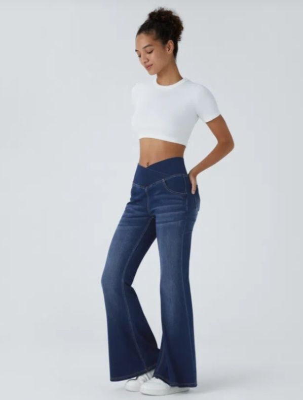 Halara Jeans: Schlaghosen – Nuovo (secondo la descrizione) da Innerthal venduto da System_of_a_down 3